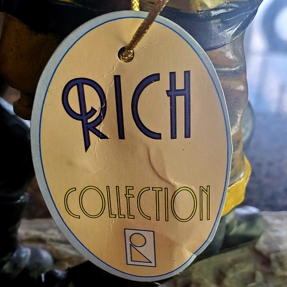 The 2 Firefighter Figurine By The Rich Collection - Picture 6 of 7